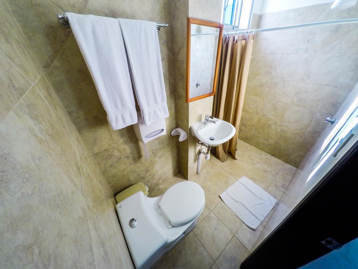 Dc Suites Aeropuerto Guayaquil Zewnętrze zdjęcie