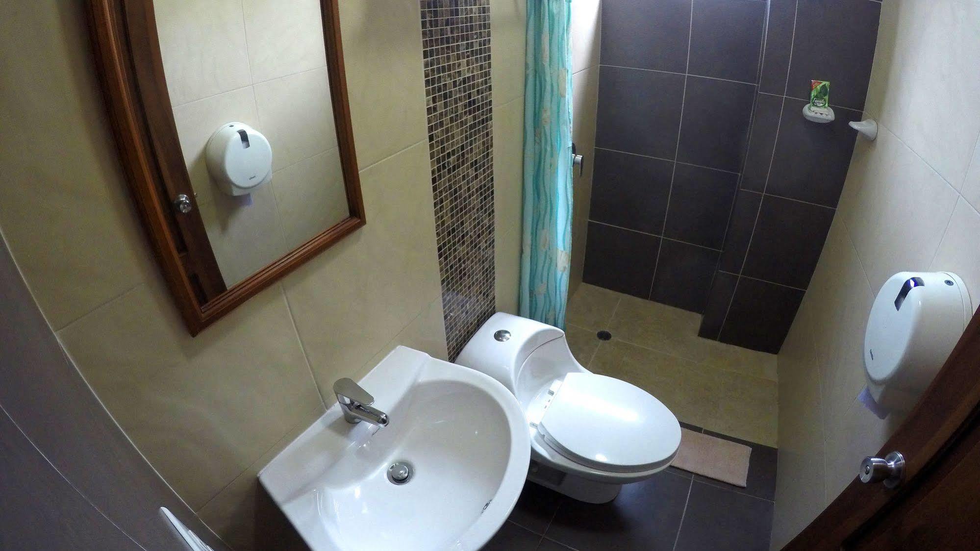 Dc Suites Aeropuerto Guayaquil Zewnętrze zdjęcie