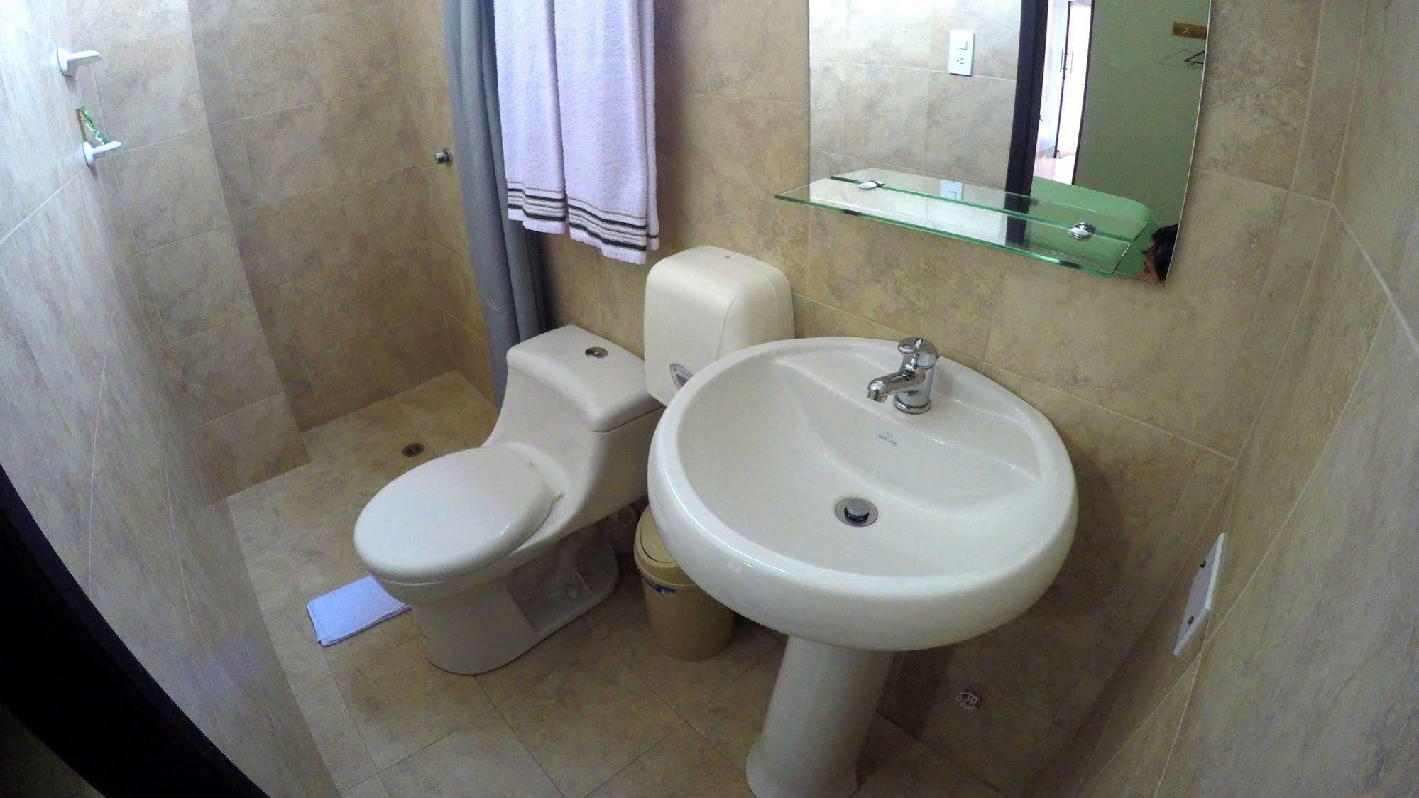 Dc Suites Aeropuerto Guayaquil Zewnętrze zdjęcie