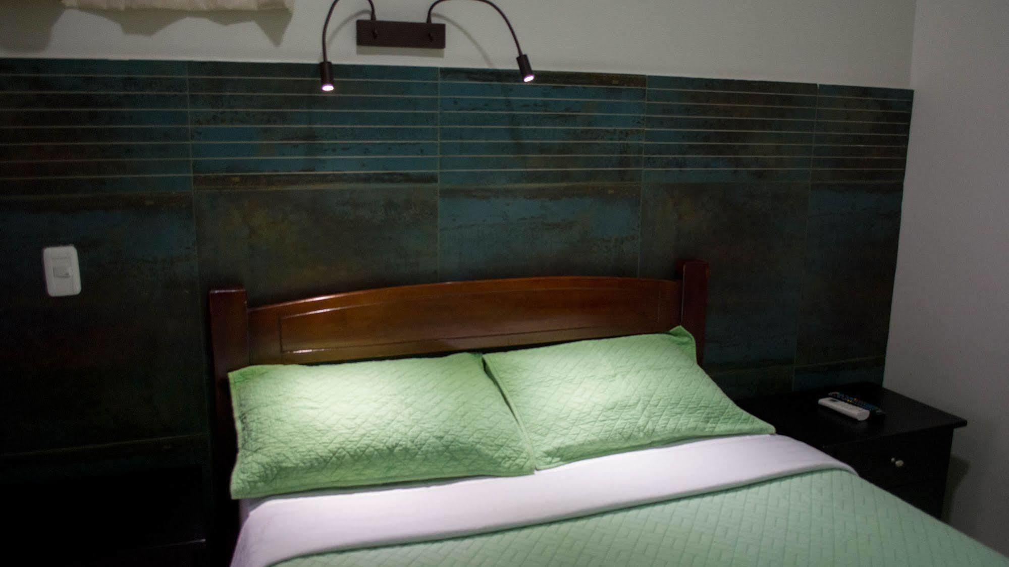 Dc Suites Aeropuerto Guayaquil Zewnętrze zdjęcie