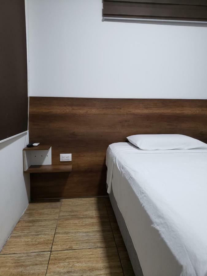 Dc Suites Aeropuerto Guayaquil Zewnętrze zdjęcie